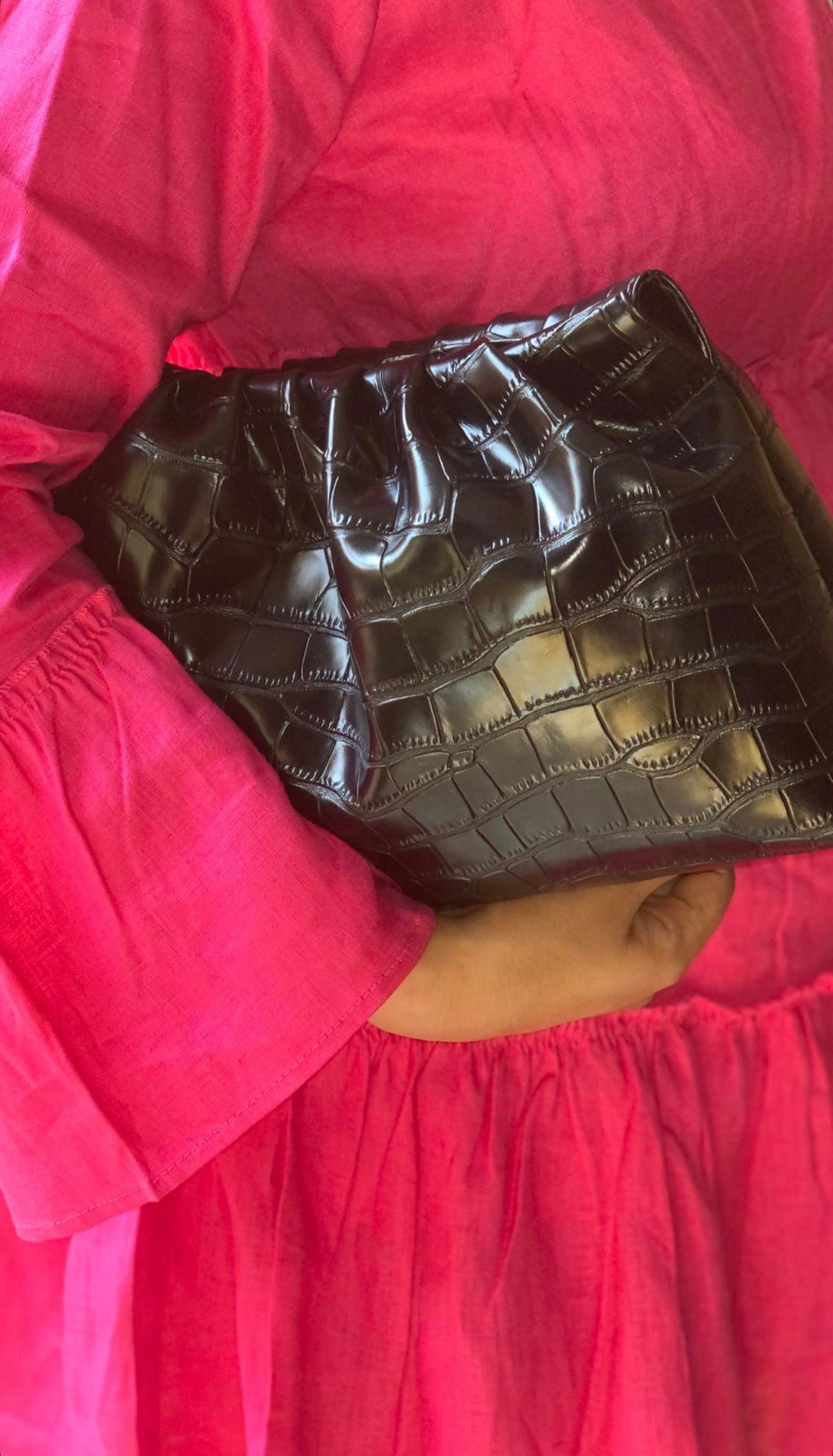 Noir Croc Pouch
